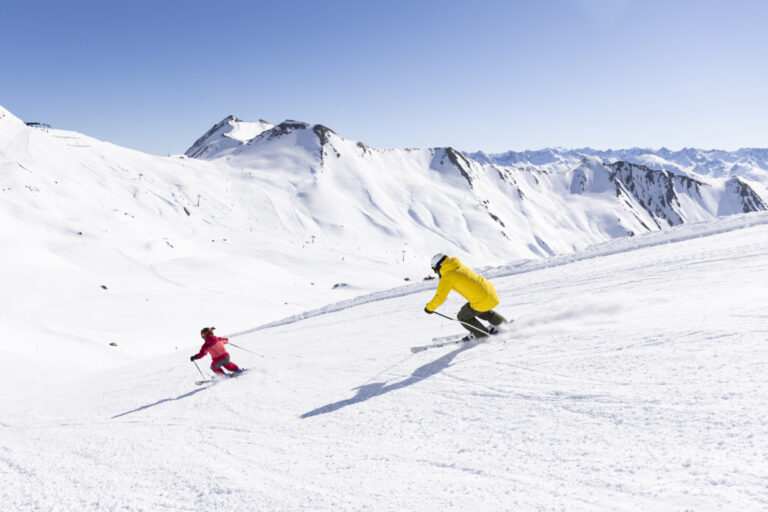 Skiabfahrt mit Familie im Masner, Serfaus